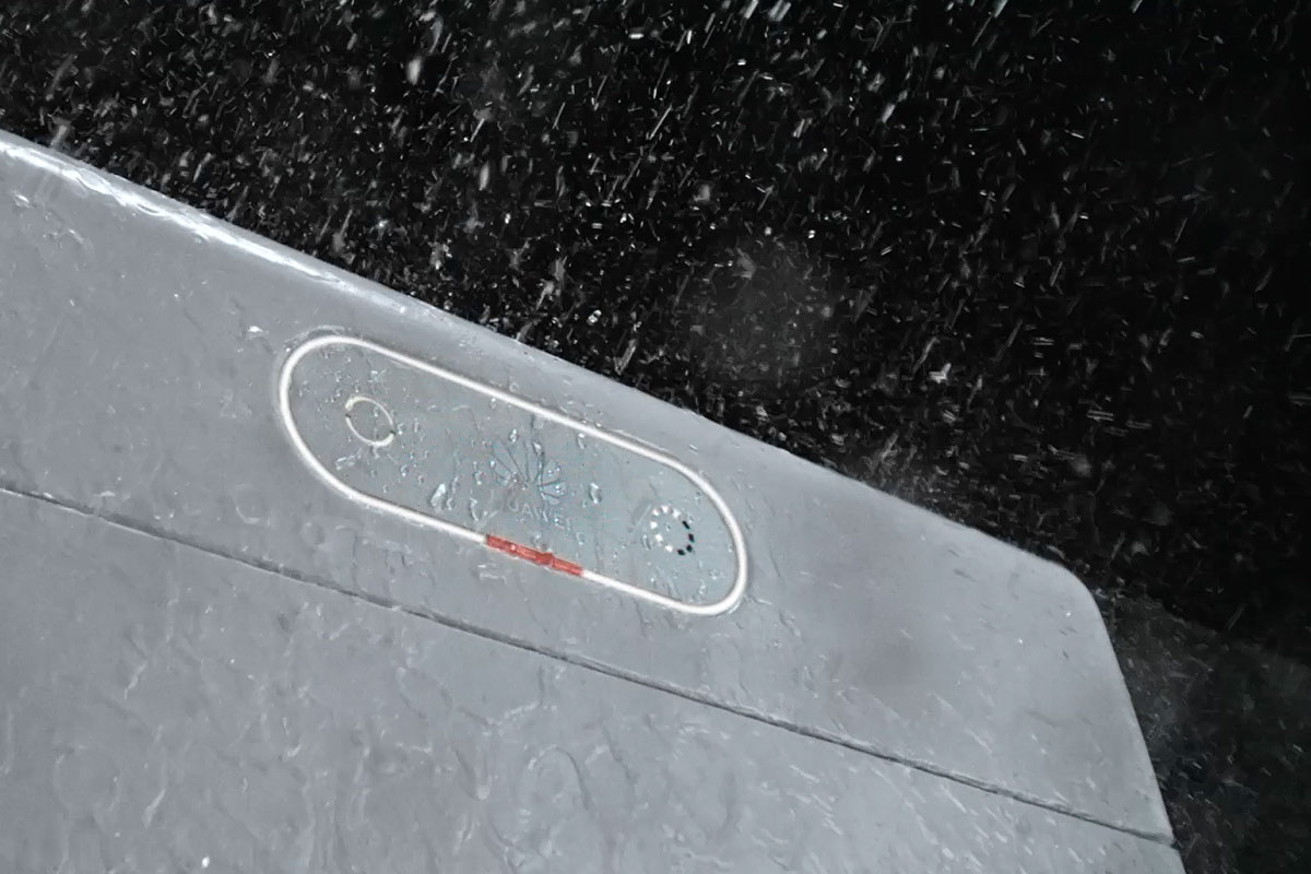 hranilniki-električne-energije-termo-shop-huawei-luna2000-1200x800-4-dež